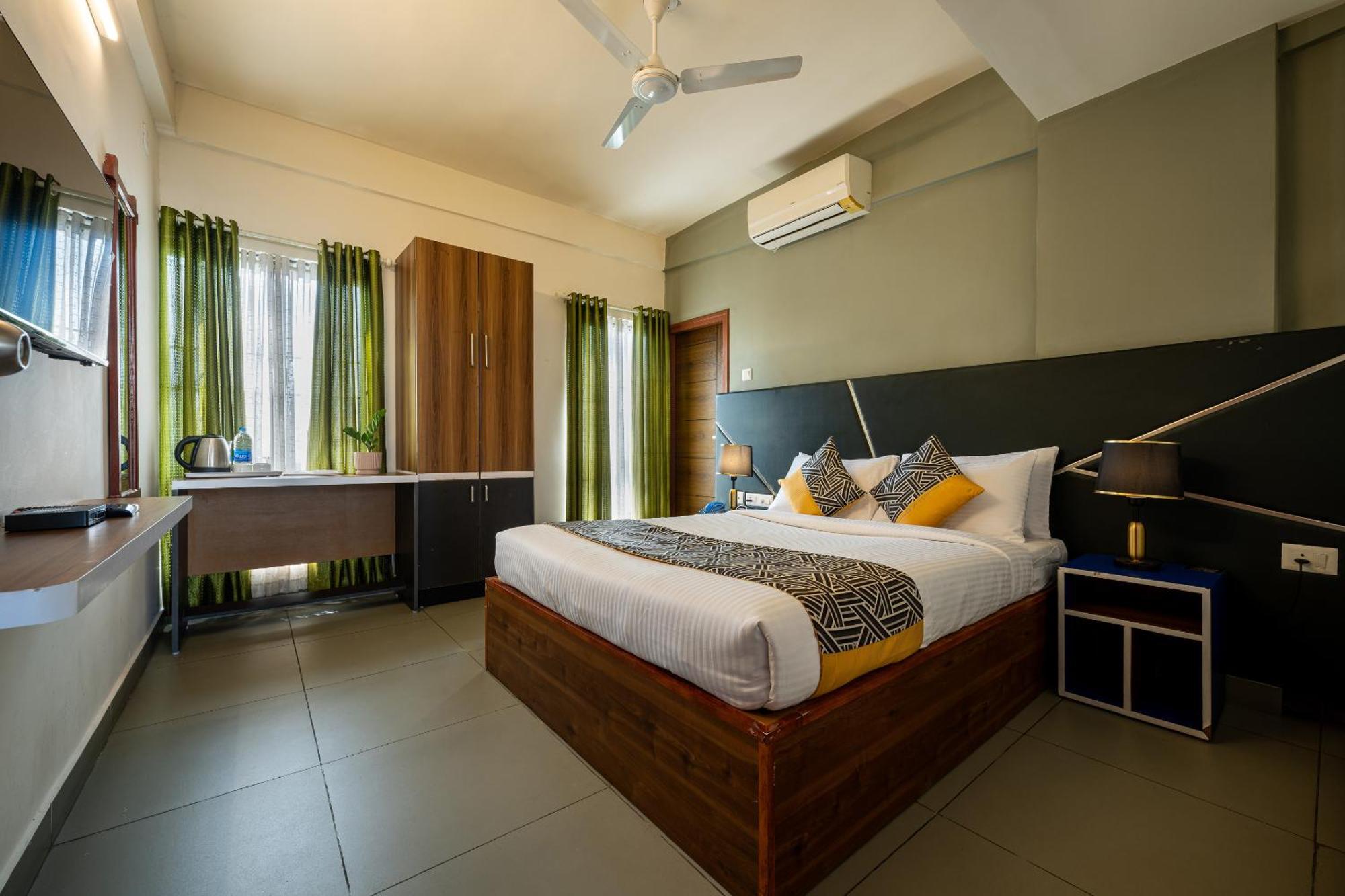 Cj Grande By Jesway Hotels & Resorts Kochi Exteriér fotografie