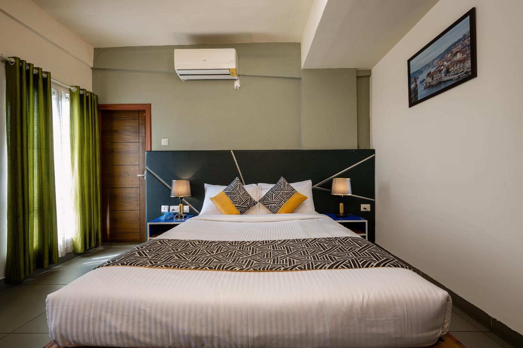 Cj Grande By Jesway Hotels & Resorts Kochi Exteriér fotografie