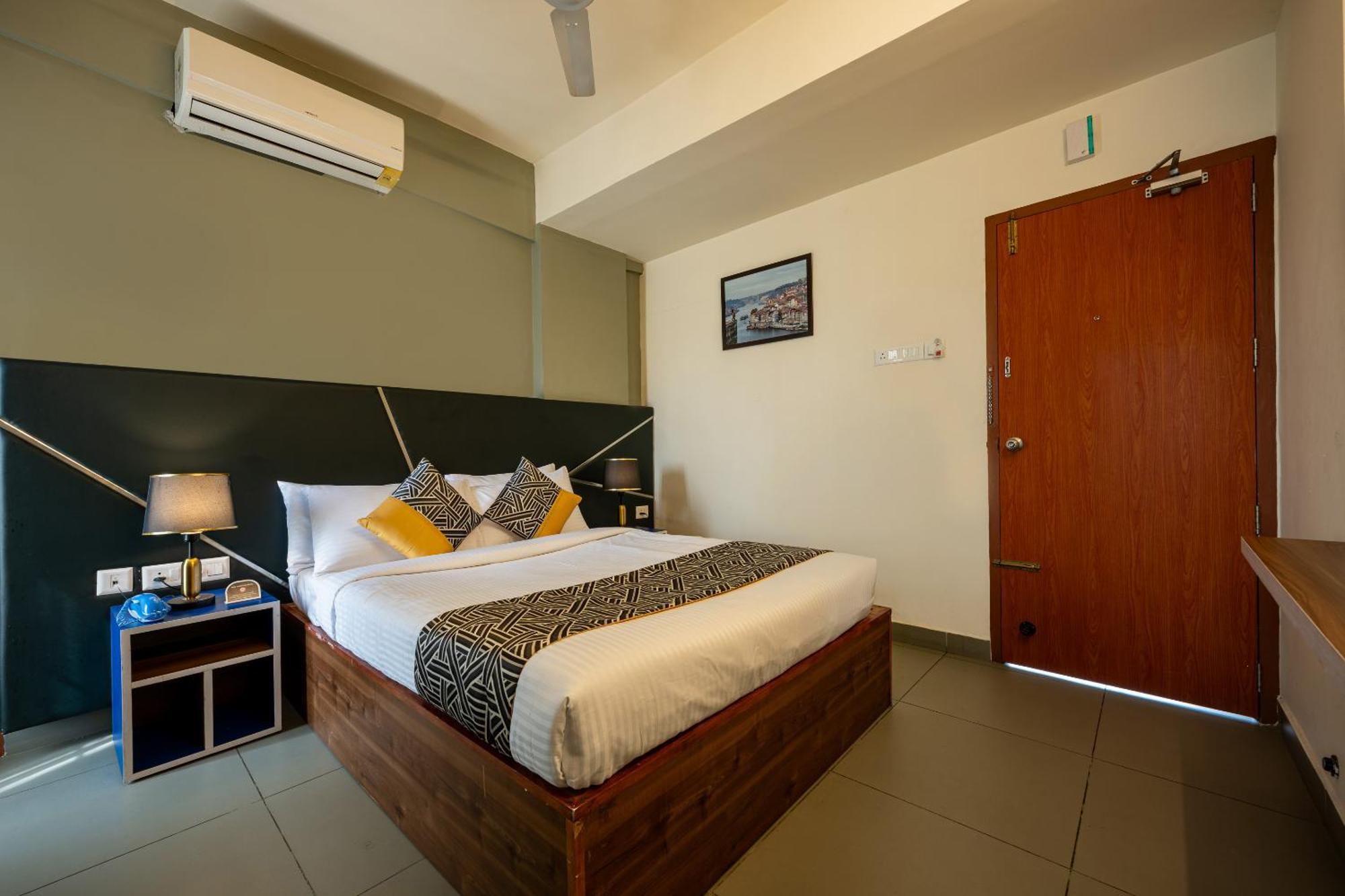 Cj Grande By Jesway Hotels & Resorts Kochi Exteriér fotografie
