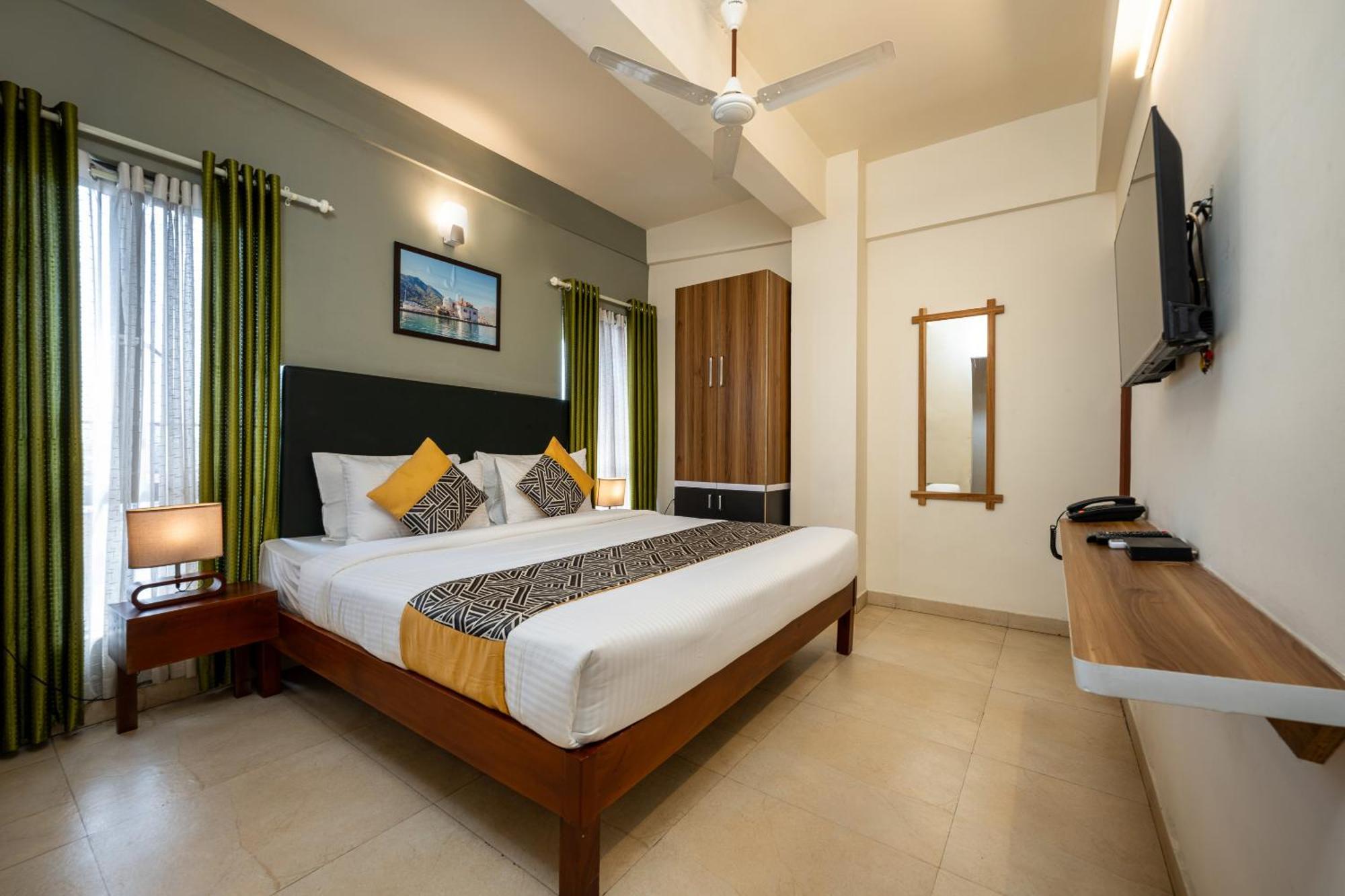 Cj Grande By Jesway Hotels & Resorts Kochi Exteriér fotografie